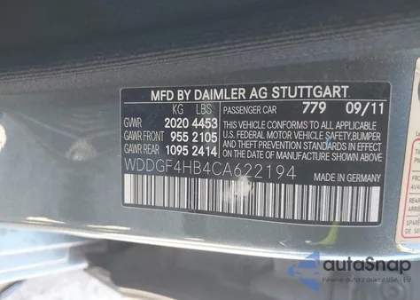 2012 Mercedes-Benz C 250 Luxury/Sport z USA, uszkodzony, nr VIN WDDGF4HB4CA622194